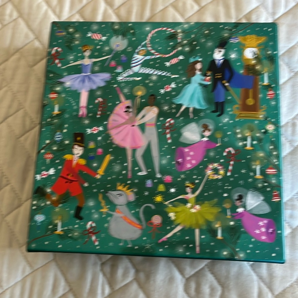 Galison enchanted nutcracker puzzle